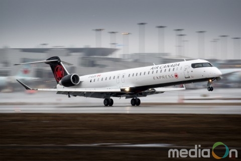 봄바디어, Chorus Aviation와 CRJ900 항공기 9대 확정 주문 합의계약 완료