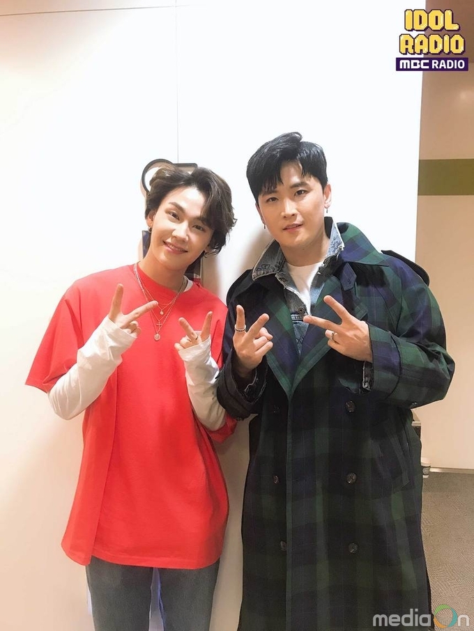 아이돌 라디오, V.O.S 최현준 “엑소 백현, 보컬 욕심 많아… 노래 잘해서 기억에 남아”