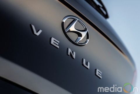 현대자동차, 엔트리 SUV 차명 ‘베뉴’로 확정